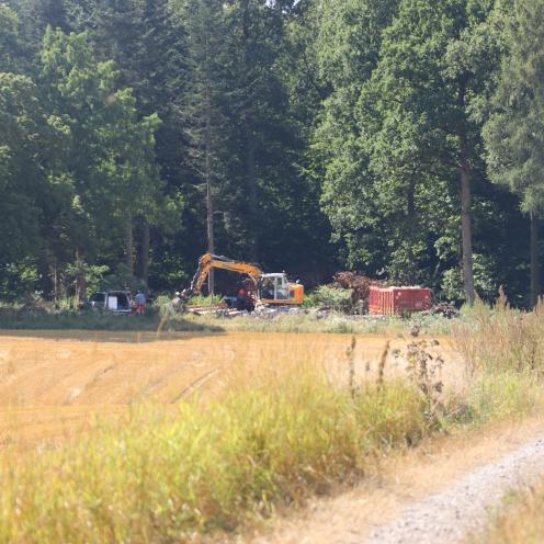 Hus under Aastrup under nedrivning (fra Erik Jørgensens billedsamling)